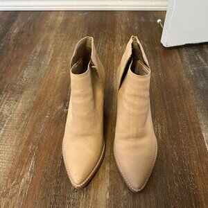 Size 7 dolce vita bootie heels
